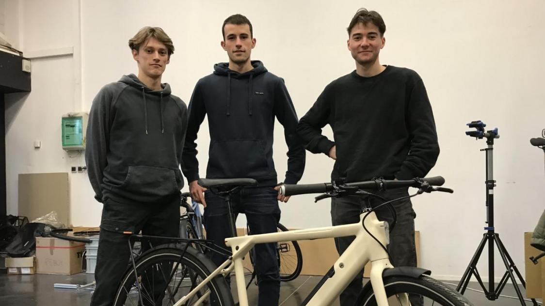 Premier hotsell velo electrique
